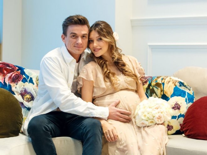 Регина Тодоренко и Влад Топалов стали родителями