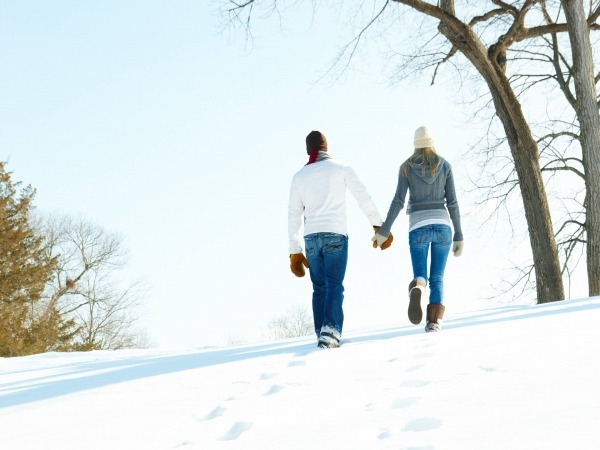 Обои о любви: Зимняя прогулка