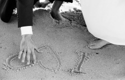 Обои о любви: Свадьба на берегу моря